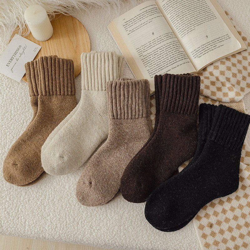 🧦 5 par varme ullsokker i middels høyde