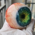 ⚡Hyperrealistisk dekorasjon i form av et monsterøye 👁️