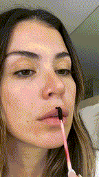Riv av lipgloss lipliner