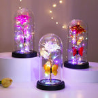 🔥 Kun Valentinsdag - 🌹 Eternal Butterfly Rose Glassdekket skjerm med LED-belysning