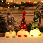 🎄 Julelysende gnomfigur – Festlig juledekorasjon med lys 🎅✨