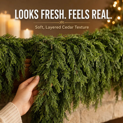 🎄  Real-Touch-krans av sedertre – frodig julegrønt