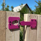 Selvlåsende, kraftig portlås for tregjerde med festeelementer